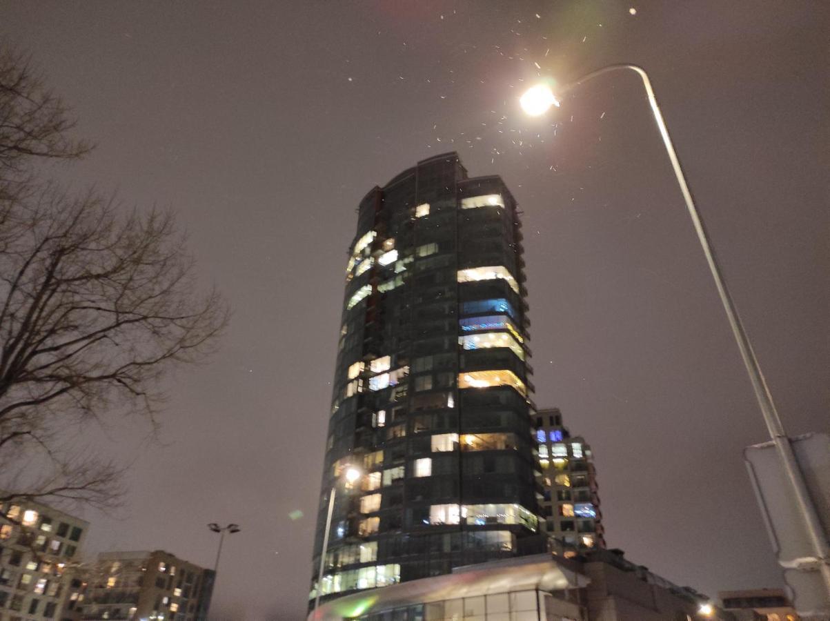 Apartment Luxury In Skyscraper